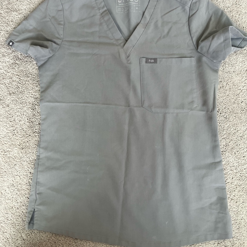 Figs Catarina scrub top